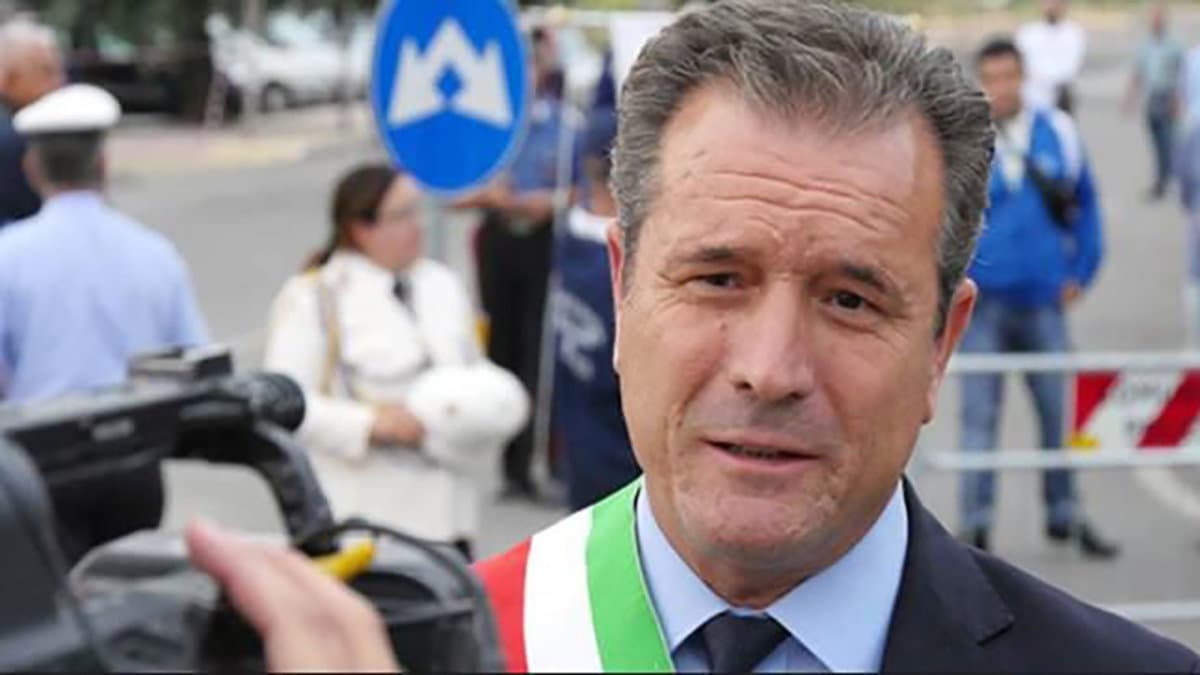 Crosia, riapre centro vaccinale ma il diritto alla salute è ancora negato: guardia medica a singhiozzo