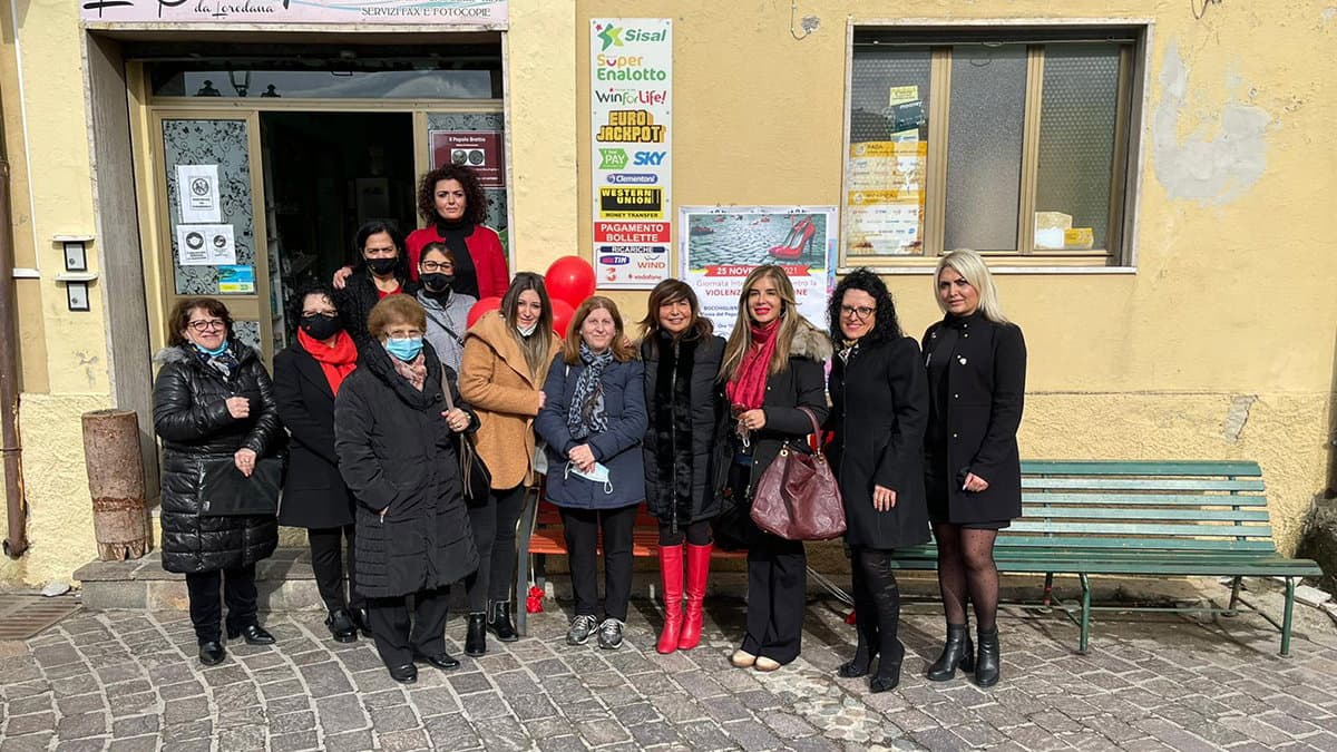 Anche Bocchigliero scende in piazza contro la violenza sulle donne
