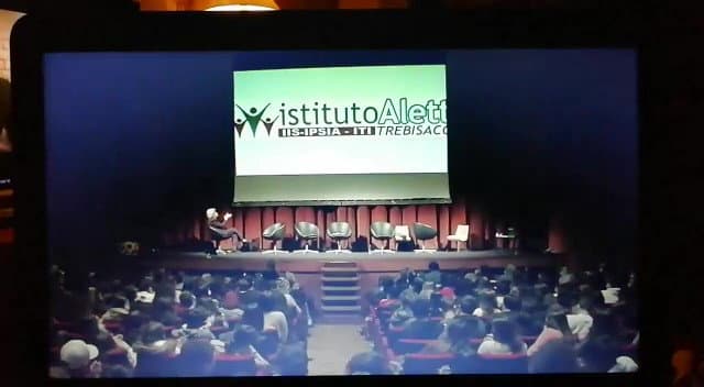 Giornata contro la violenza sulle donne, l'Aletti di Trebisacce emoziona Roma