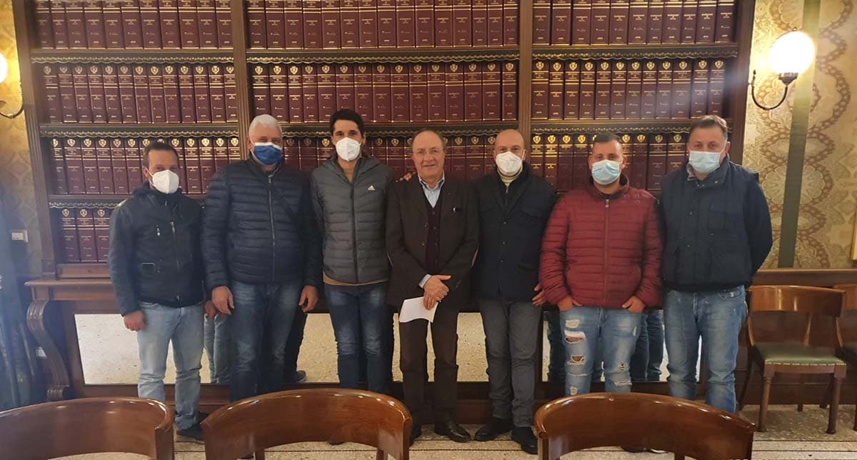 Cosenza, il Presidente della Porvincia Iacucci incontra una delegazione di allevatori