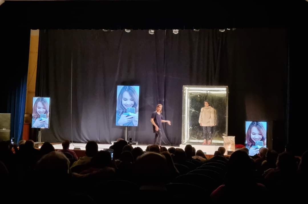 Paola e Giulia Michelini conquistano "Teatromusica" che si prepara alla performance dell'Allegra Ribalta