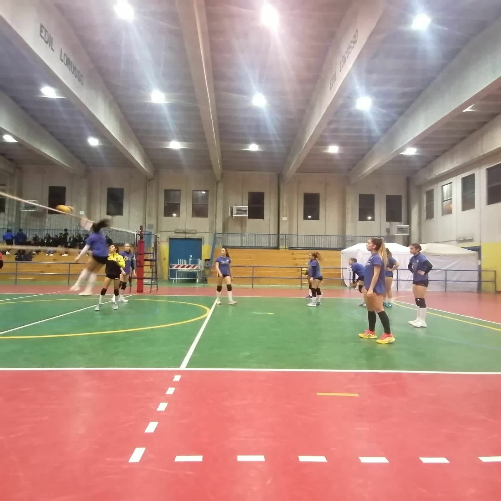 VOLLEY - Panettone amaro per le bizantine sconfitte dalla Filadelfia Cup