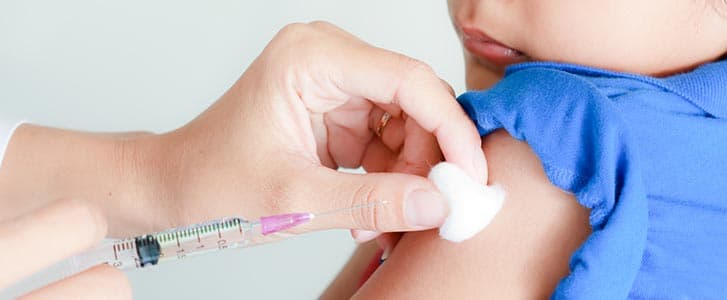 Vaccinazioni pediatriche, l’8 e 9 gennaio anche a Castrovillari potranno vaccinarsi bimbi dai 5 ai 12 anni