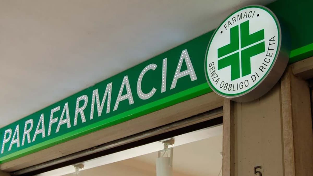 Calabria, sì ai tamponi rapidi nelle parafarmacie: depositata la mozione del M5S