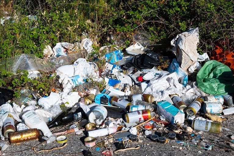 Amendolara, guerra aperta contro i "lordazzi" che abbandonano i rifiuti