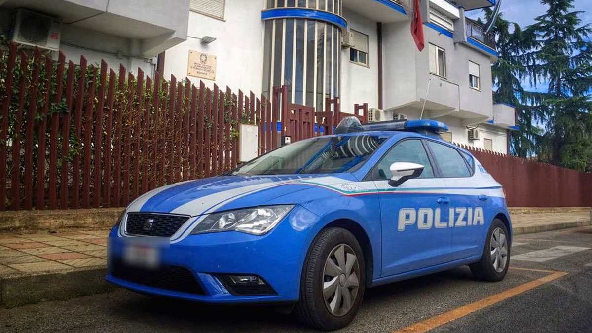 Co-Ro, giovane pescatore arrestato per possesso di droga ai fini di spaccio