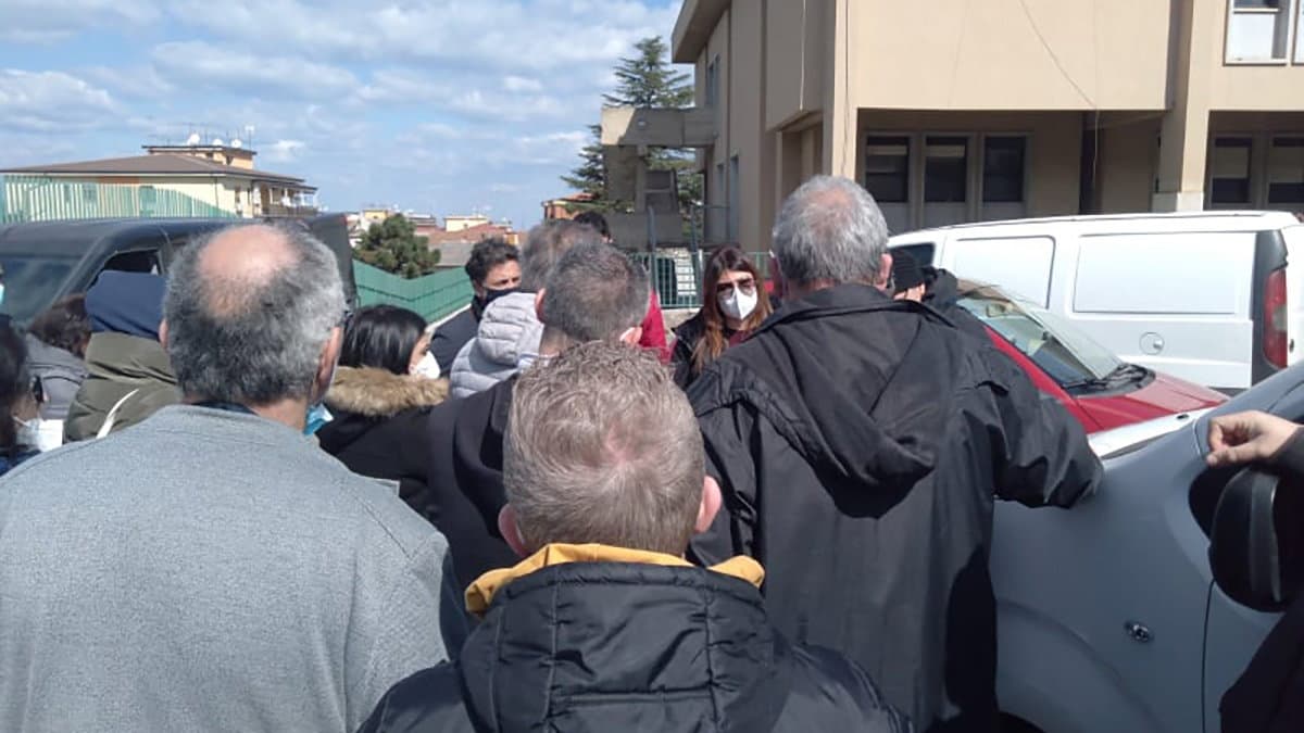 Problemi alla mensa ospedaliera del Giannettasio, Straface contatta il commissario dell’Asp