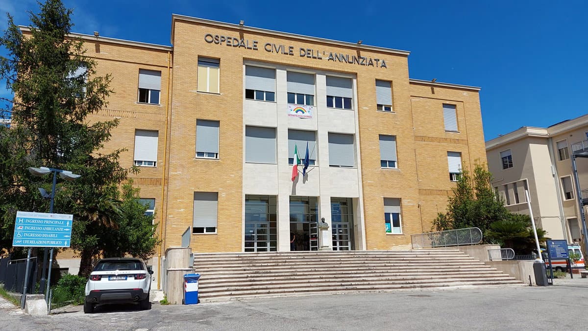 Trapianti, all’Annunziata il primo prelievo di organi da paziente deceduta con covid
