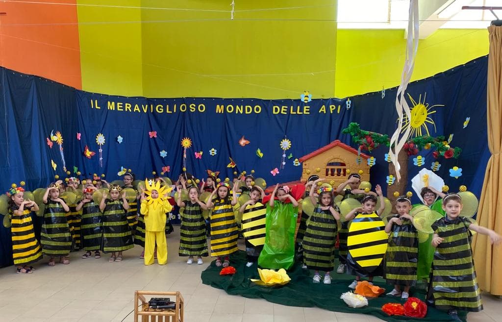 Il plesso “Matassa” presenta il “Meraviglioso mondo delle api”: tra divertimento e apprendimento