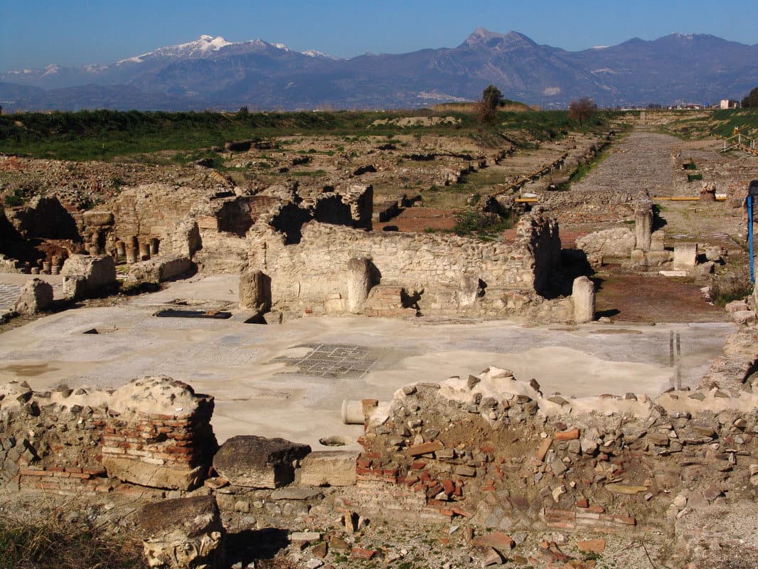 Riapre tutta e per intero l'area archeologica di Sibari. Un'occasione per forgiare consapevolezza