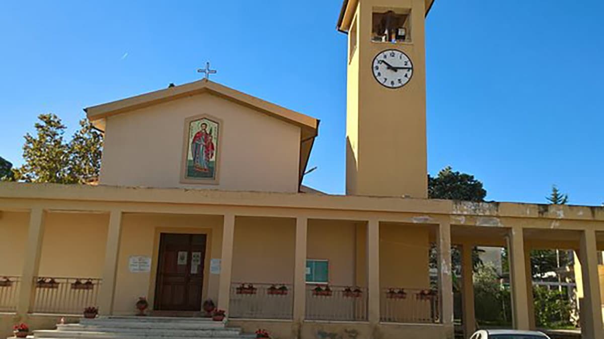 Cantinella, emessa l'ordinanza per garantire sicurezza al porticato di piazza Madonna di Fatima