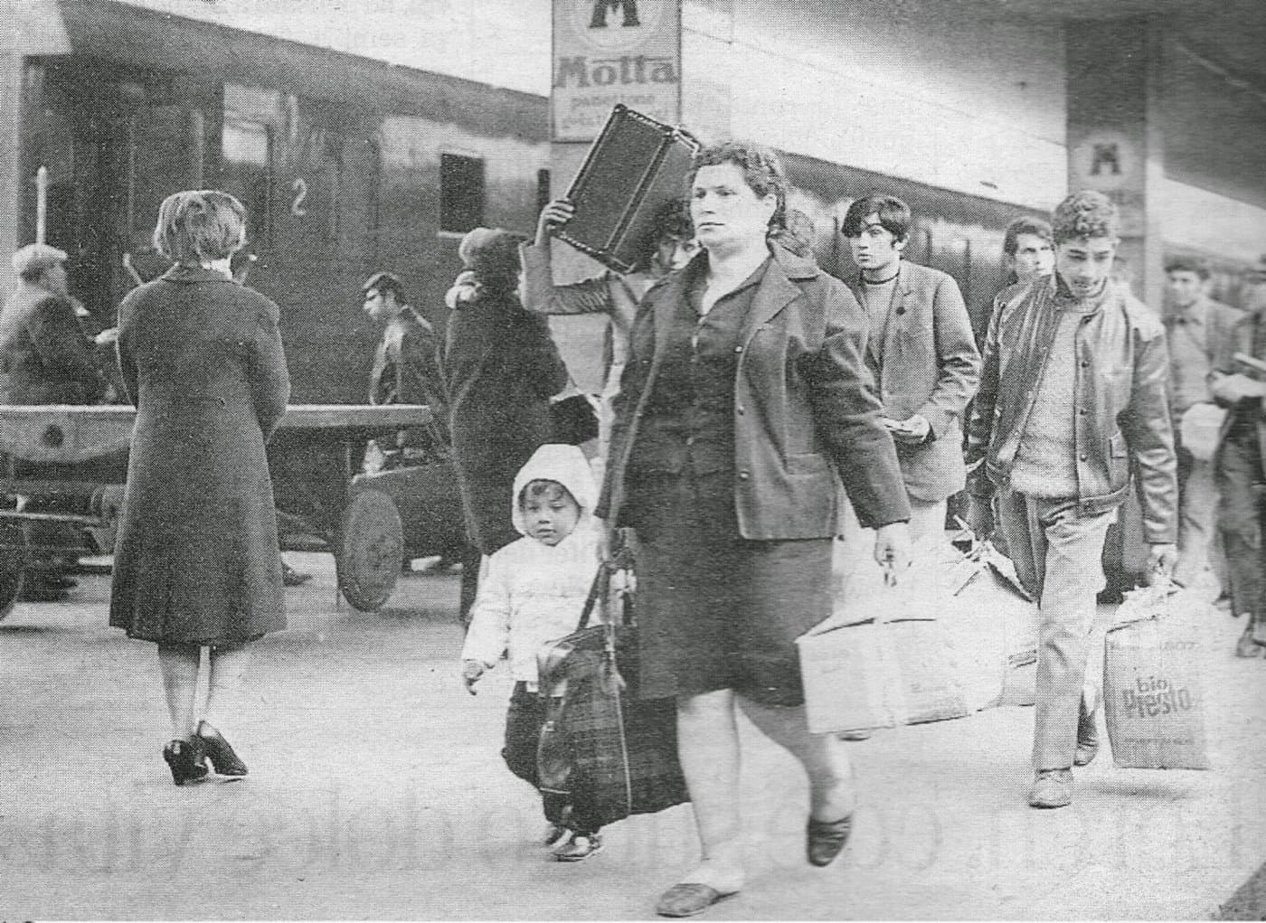 "Cellula Malata" è il viaggio di Aldo Lucisano nelle famiglie meridionali di metà del secolo scorso