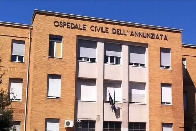 Versa in gravi condizioni il bambino coinvolto in un incidente stradale ieri sera a Cantinella