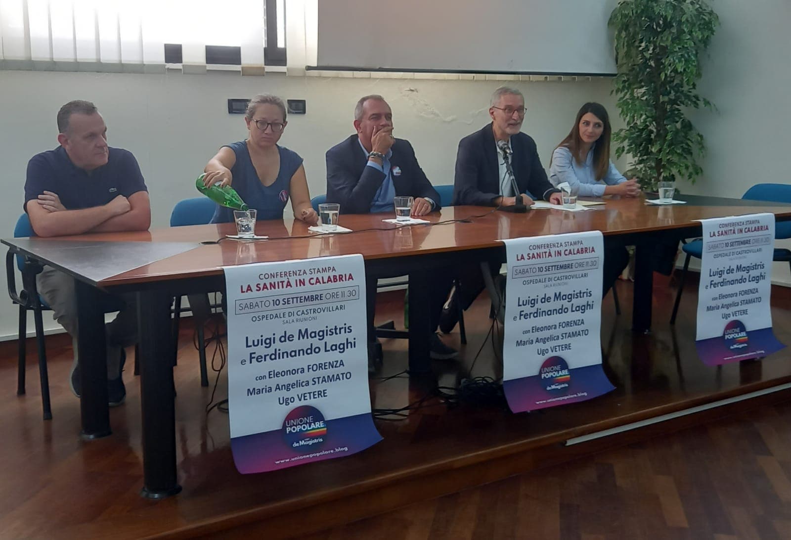De Magistris a Castrovillari sulla sanità: «Dalla parte dei più deboli, per una Sanità pubblica efficiente»