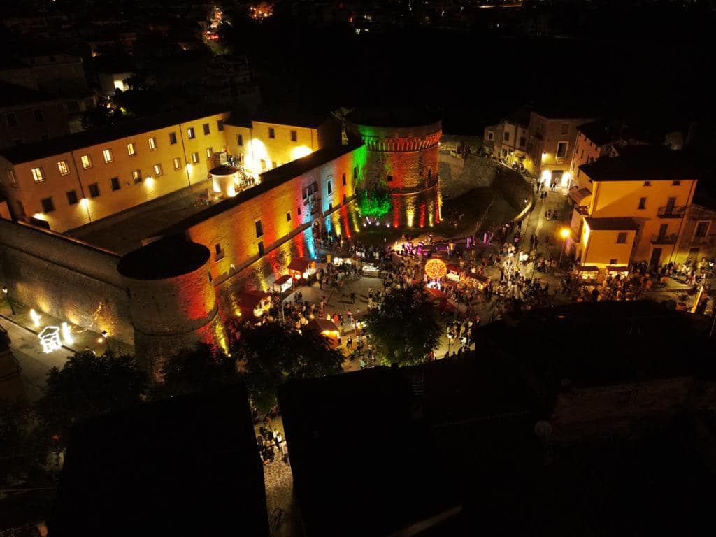 Castrovillari: Civita Nova RadicarSi si chiude con il Sud di Eugenio Bennato