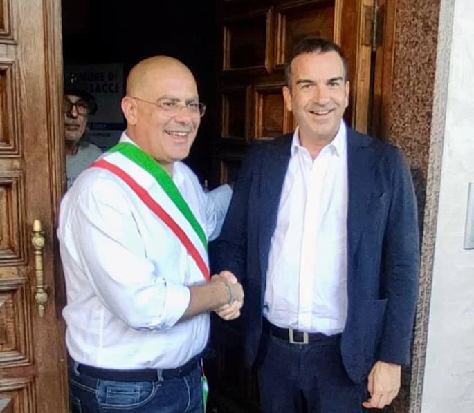 Trebisacce, fioccano critiche per il Sindaco Aurelio da parte delle opposizioni