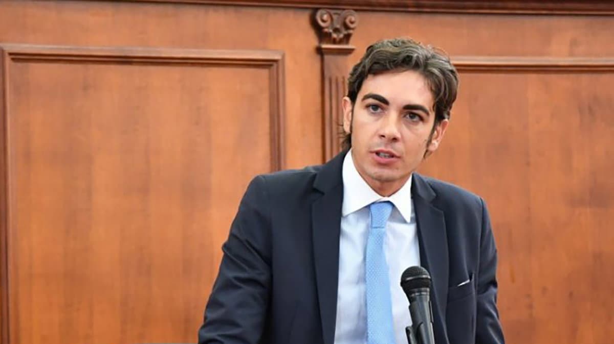Il magistrato Riello a Corigliano-Rossano per presentare il suo libro: “Un delitto in contropiede”
