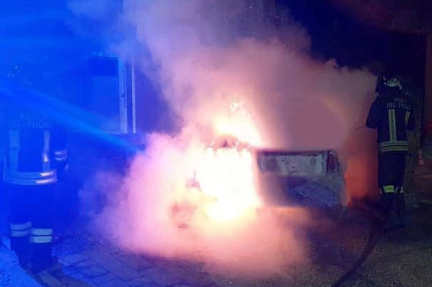 Tragedia nel cosentino, scoppia una bombola a gas: giovane rimane ustionato