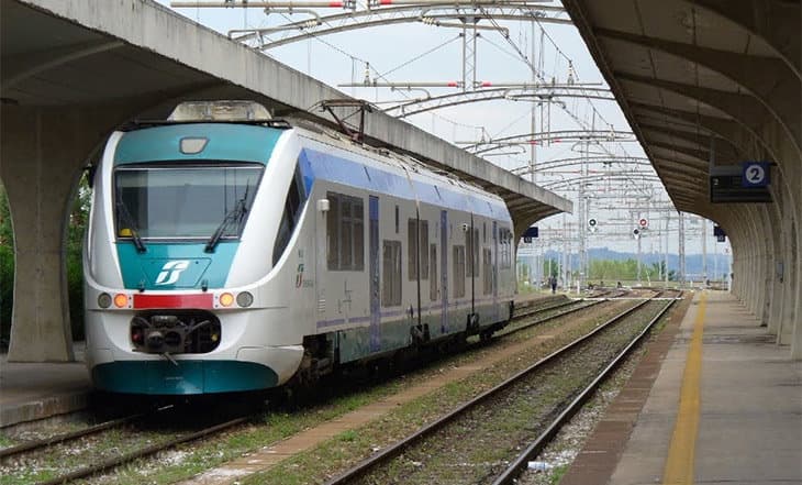 Tragedia sulla tratta Sibari-Cosenza, uomo travolto e ucciso da un treno