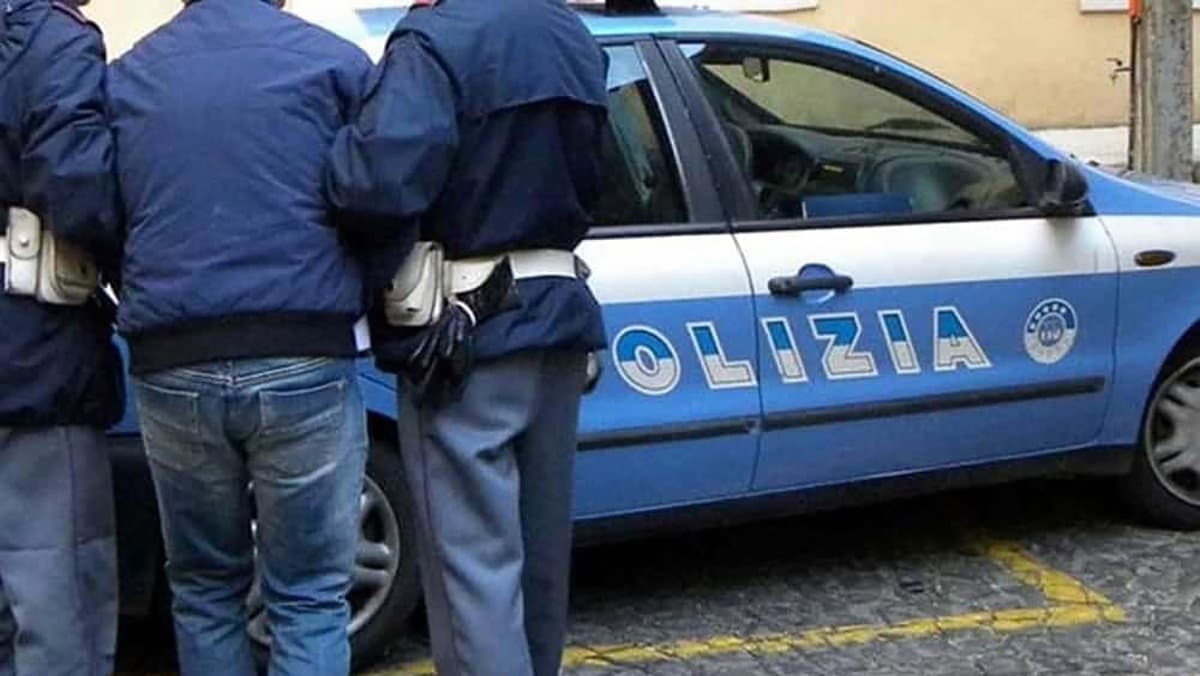 Castrovillari, nasconde hashish ed eroina in casa: arrestato