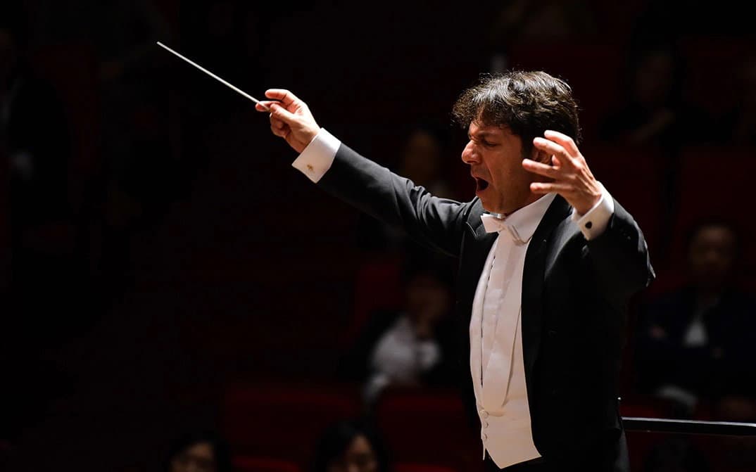 Consegna del “Premio frontiere aperte” al direttore d’orchestra Puccio e al cantautore Sasà Calabrese