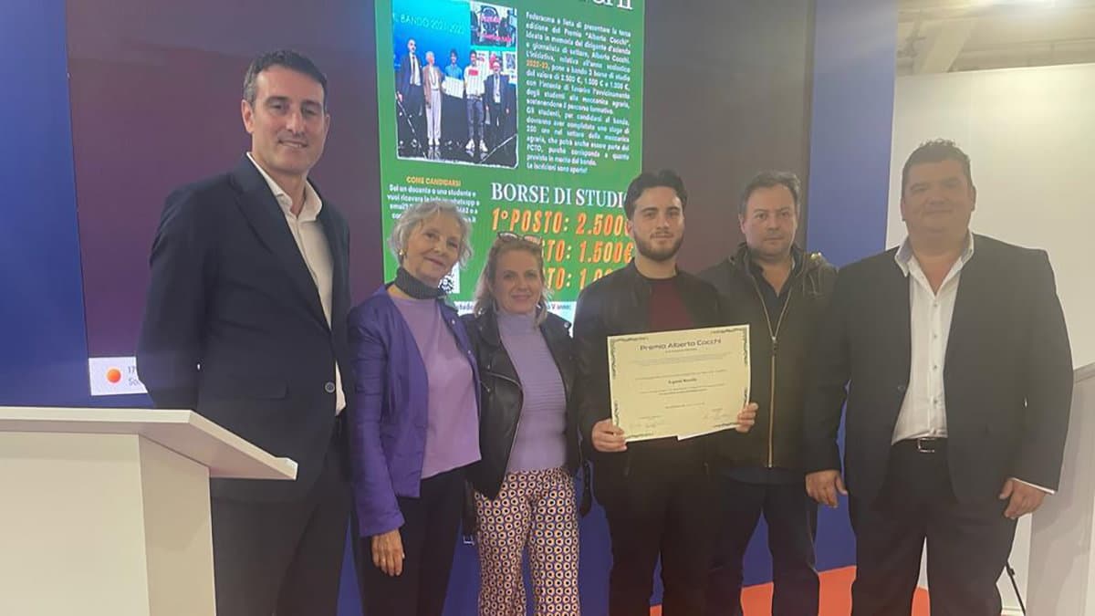 Eugenio Novellis dell’Istituto Tecnico Agrario di Co-Ro sale sul podio del Premio Alberto Cocchi