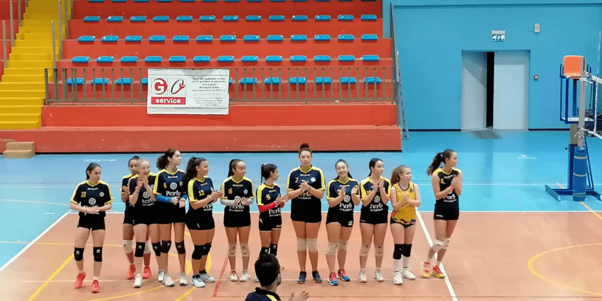 VOLLEY FEMMINILE - 3-1 meritato per Perla di Calabria Rossano che vince e fa sognare