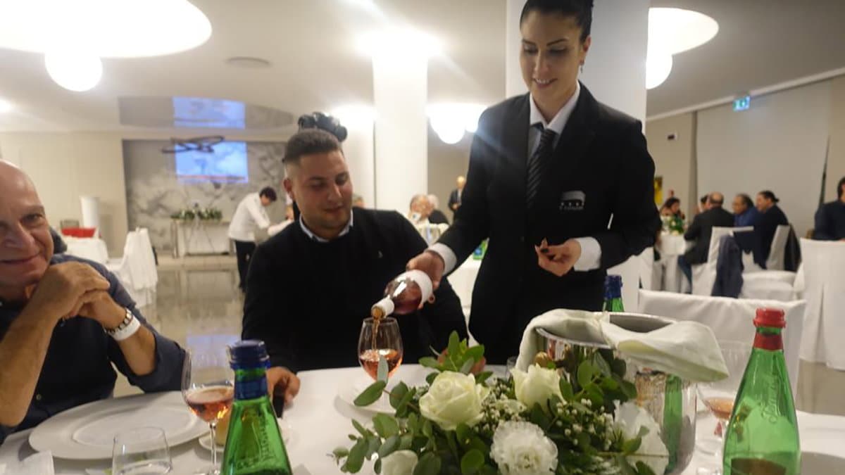 I vini del Feudo Liguori di Terravecchia protagonisti della “Cena sociale” dei cuochi cosentini
