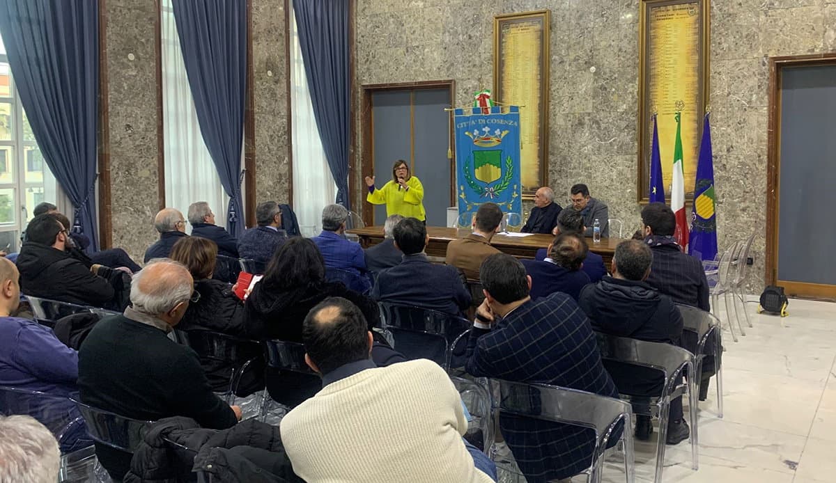 I sindaci della provincia di Cosenza si incontrano sul tema del servizio idrico integrato