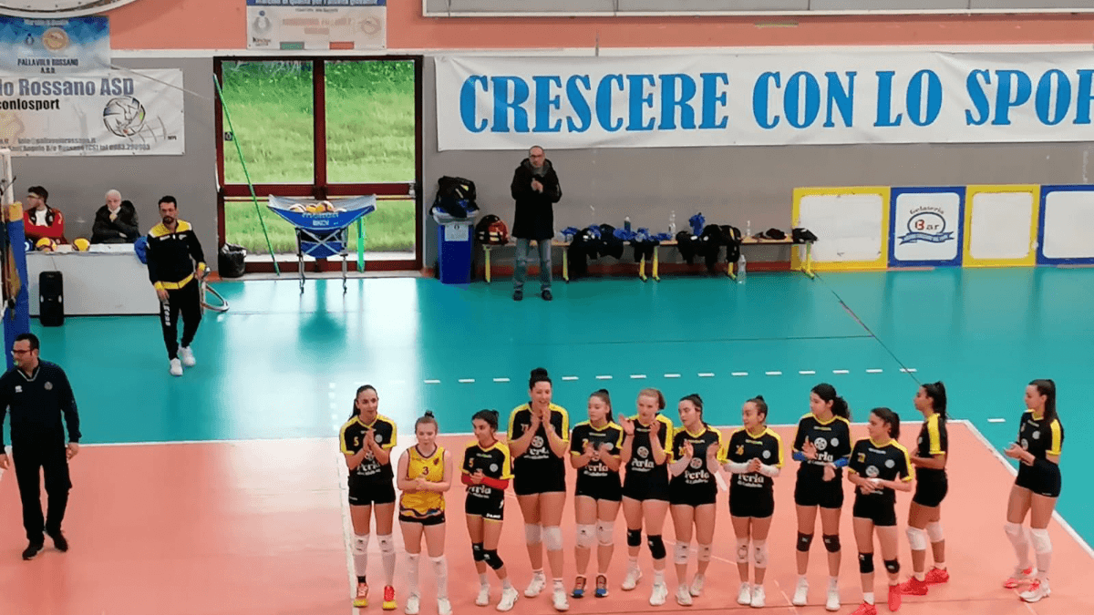 VOLLEY FEMMINILE - Una gara sofferta ma vincente! Perla di Calabria non smette di sorprenderci