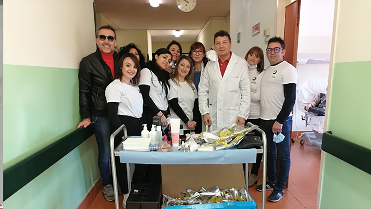 “Fatti bella per Te”, l’iniziativa al reparto di oncologia del Giannettasio in occasione dell’8 marzo
