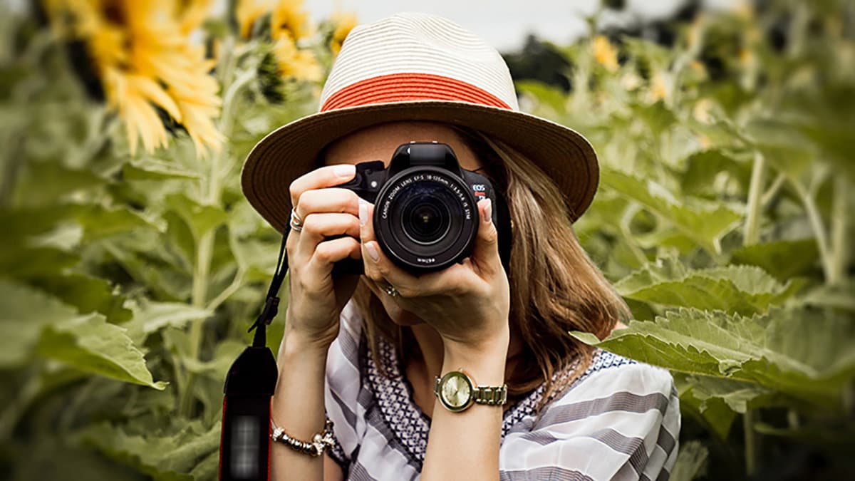 A Crosia la fotografia si fa donna: 18 protagoniste raccontano la realtà tramite il loro sguardo