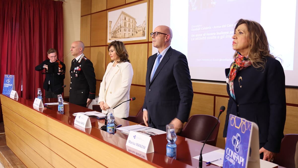 "Un anno di lavoro insieme per la legalità", conferenza di Confapi Calabria e Arma dei Carabinieri