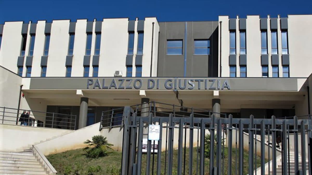 «Grave violazione del diritto alla salute e al giusto processo per gli invalidi civili al Tribunale di Castrovillari»