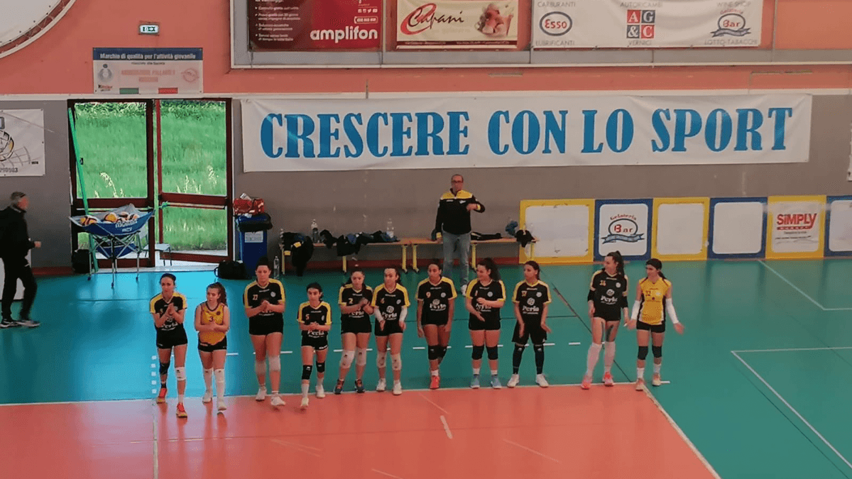 VOLLEY FEMMINILE - Grande vittoria al tie break contro la Desi Volley per la D Femminile