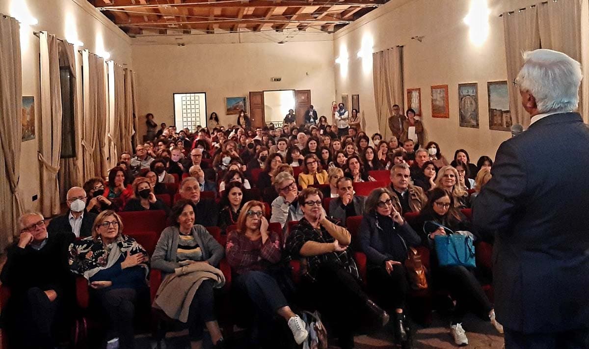 Tanta la partecipazione al secondo corso intergenerazionale di filosofia del professor Franco Filareto