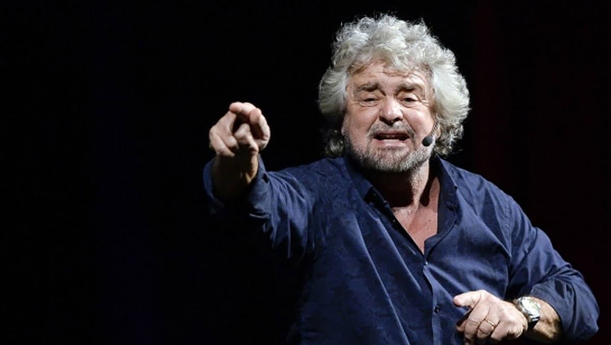 Beppe Grillo in scena a Rende con lo spettacolo teatrale "Io sono il peggiore". Ecco quando