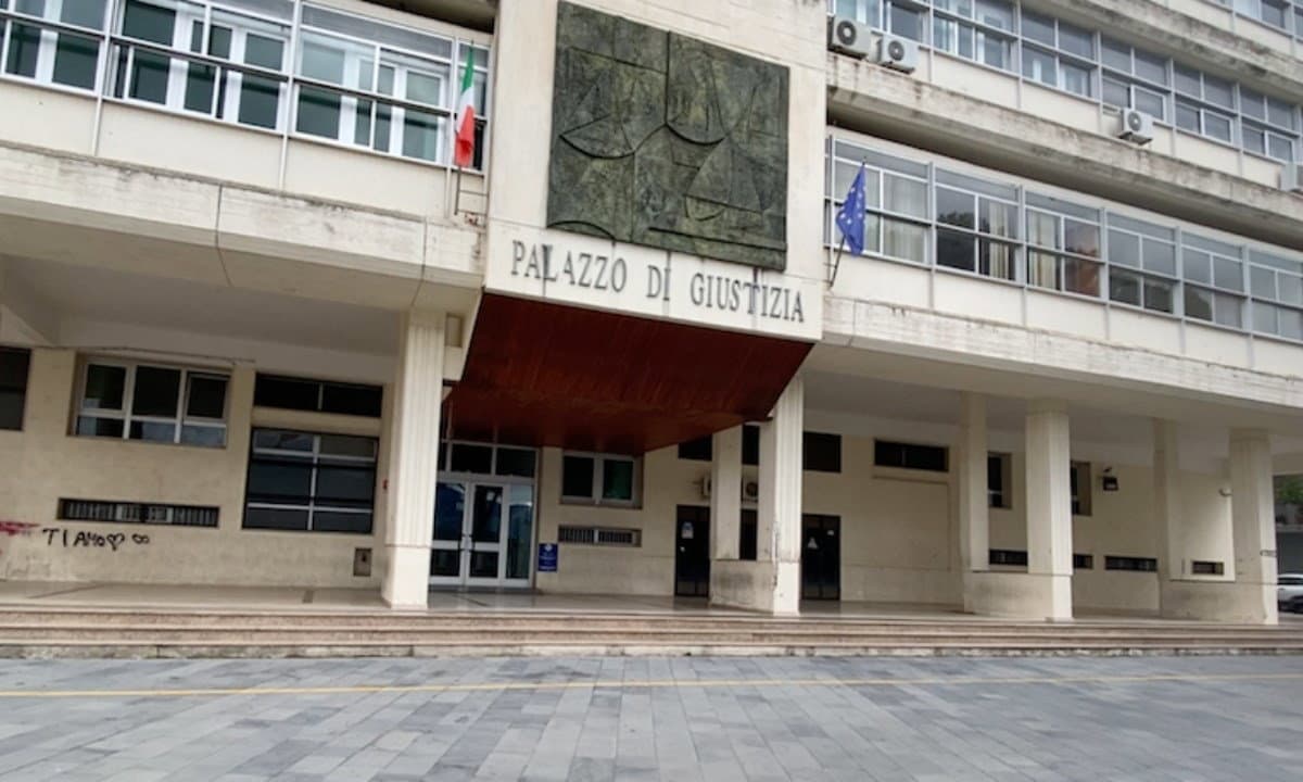 Giustizia e Tribunali, nella Sibaritide un valzer di «beffe» e «bugie infinite»
