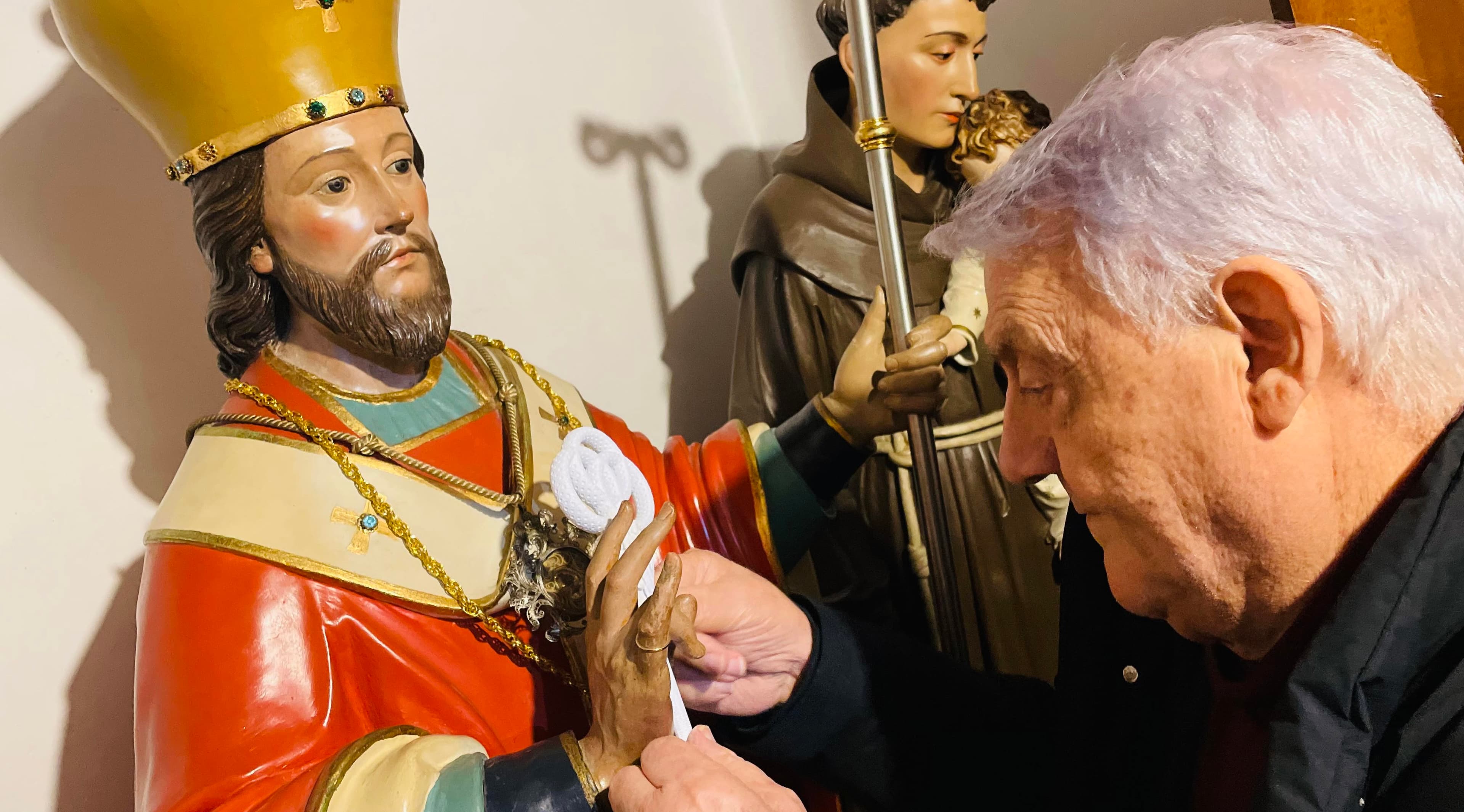 Gerardo Sacco dona la Chiave della Città a Santa Sofia d'Epiro