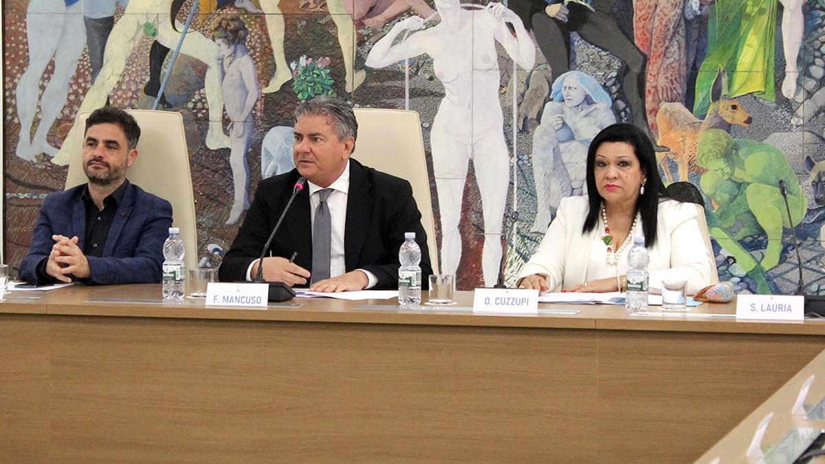 Discriminazioni nei luoghi di lavoro, la Calabria dà vita ad un'alleanza per fronteggiare questa piaga