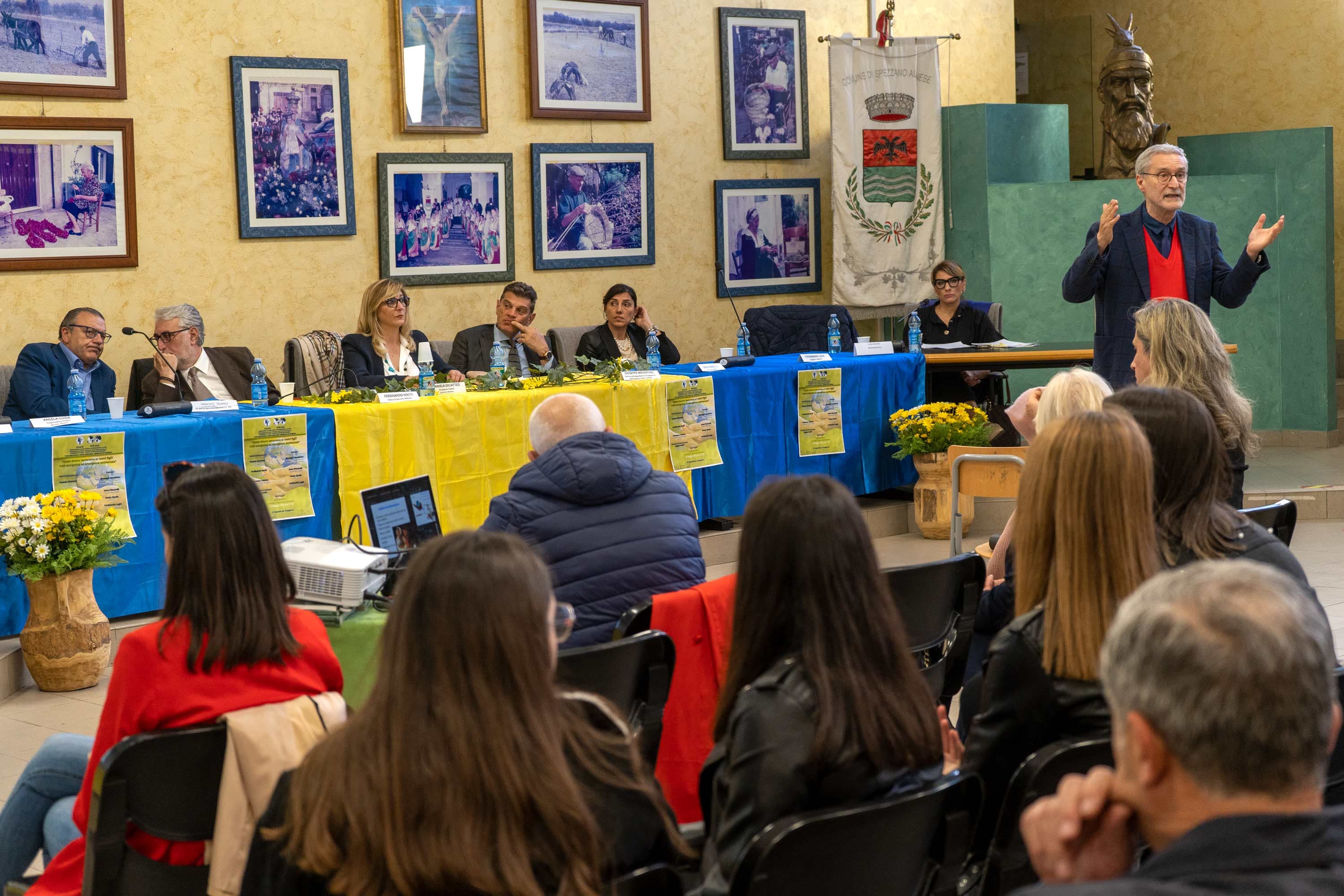 Laghi a Spezzano Albanese sull'emergenza Ambientale ed Energetica nel convegno della Fidapa