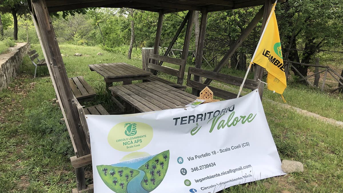Campana, Legambiente installa un Bee Hotel nel parco dell'Incavallicata