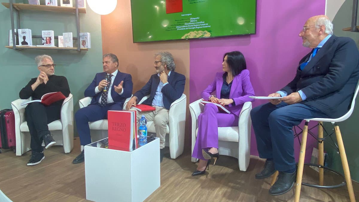 A Torino la Calabria presenta i suoi “giganti”: Pitagora, Cassiodoro, Gioacchino da Fiore, Telesio e Campanella