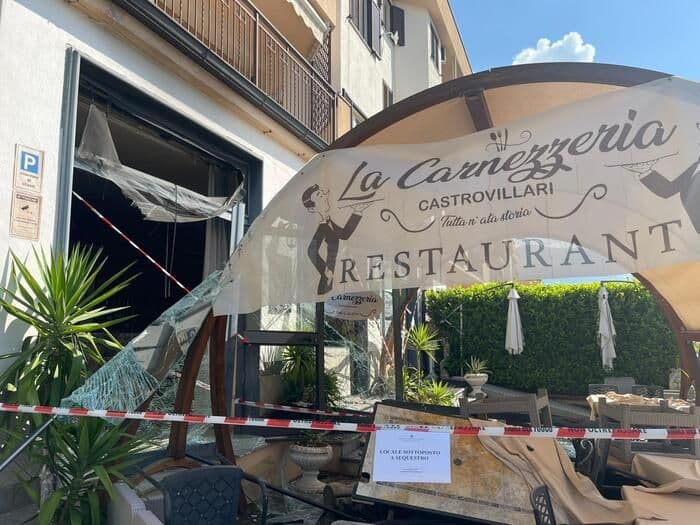 Incendio in ristorante a Castrovillari, probabile la matrice dolosa