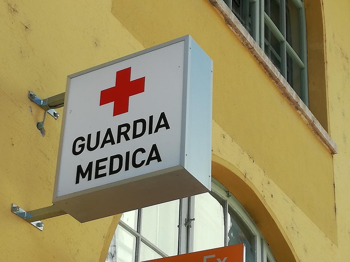 I vuoti della sanità, ogni medico di guardia da ora potrà prendere in carico fino a mille assistiti