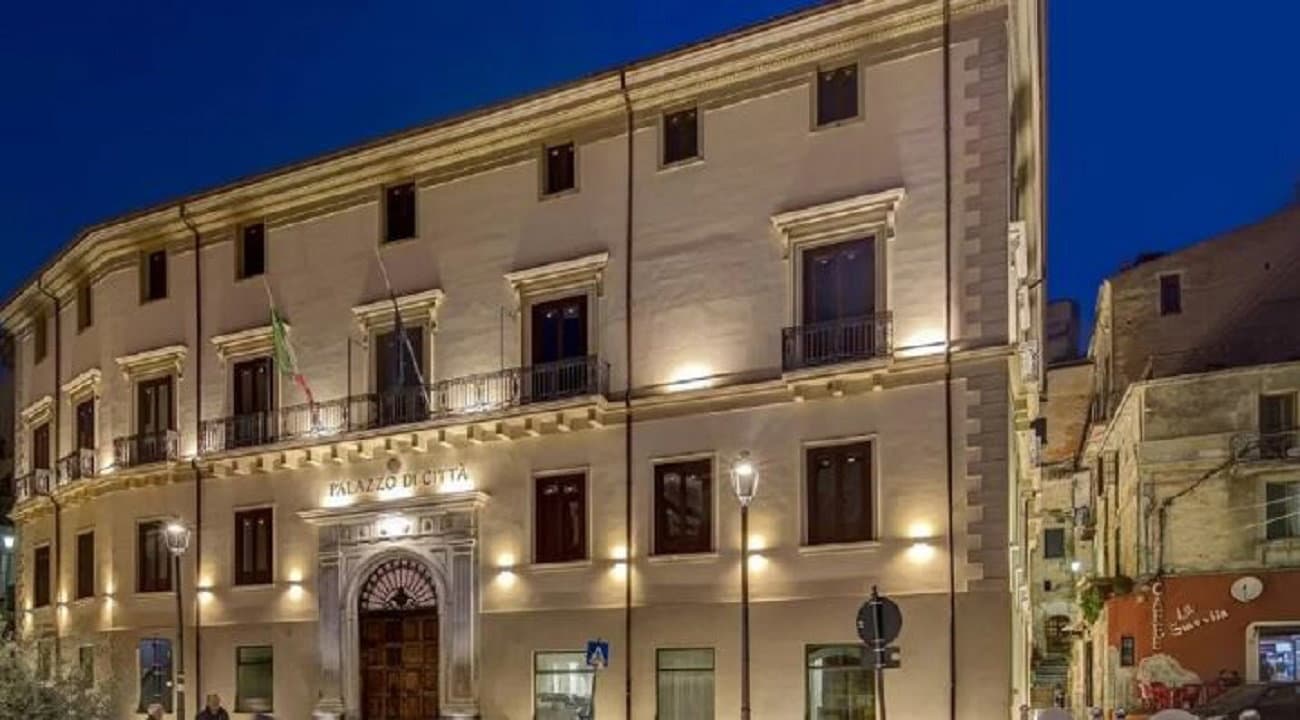 Corigliano-Rossano: stemma e Gonfalone, un mistero non troppo misterioso