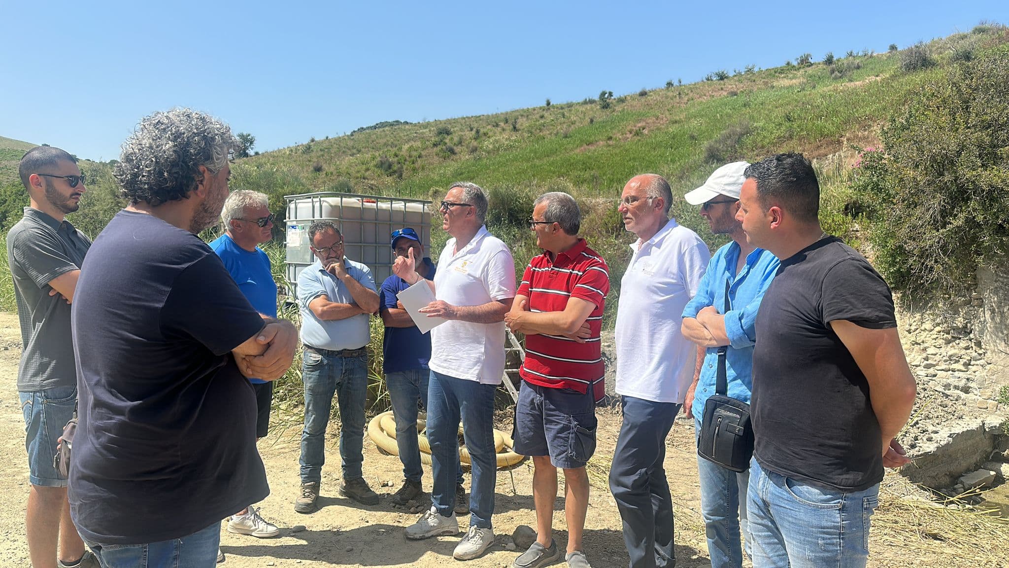 Discarica di Scala Coeli, i Sindaci del territorio presenti al sopralluogo regionale