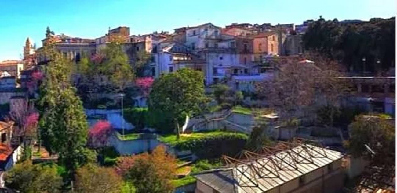 Villa Labonia: Fratelli d’Italia all’attacco della consigliera Zangaro