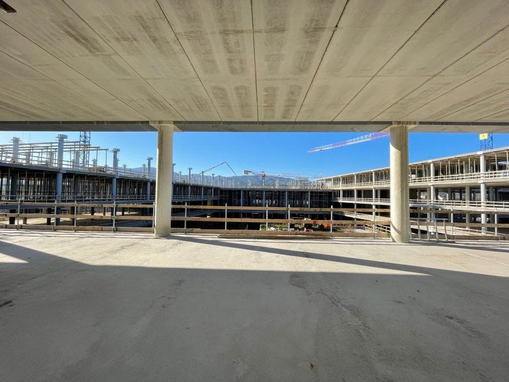 Incidente sul cantiere del nuovo ospedale: restano stabili le condizioni dell'operaio