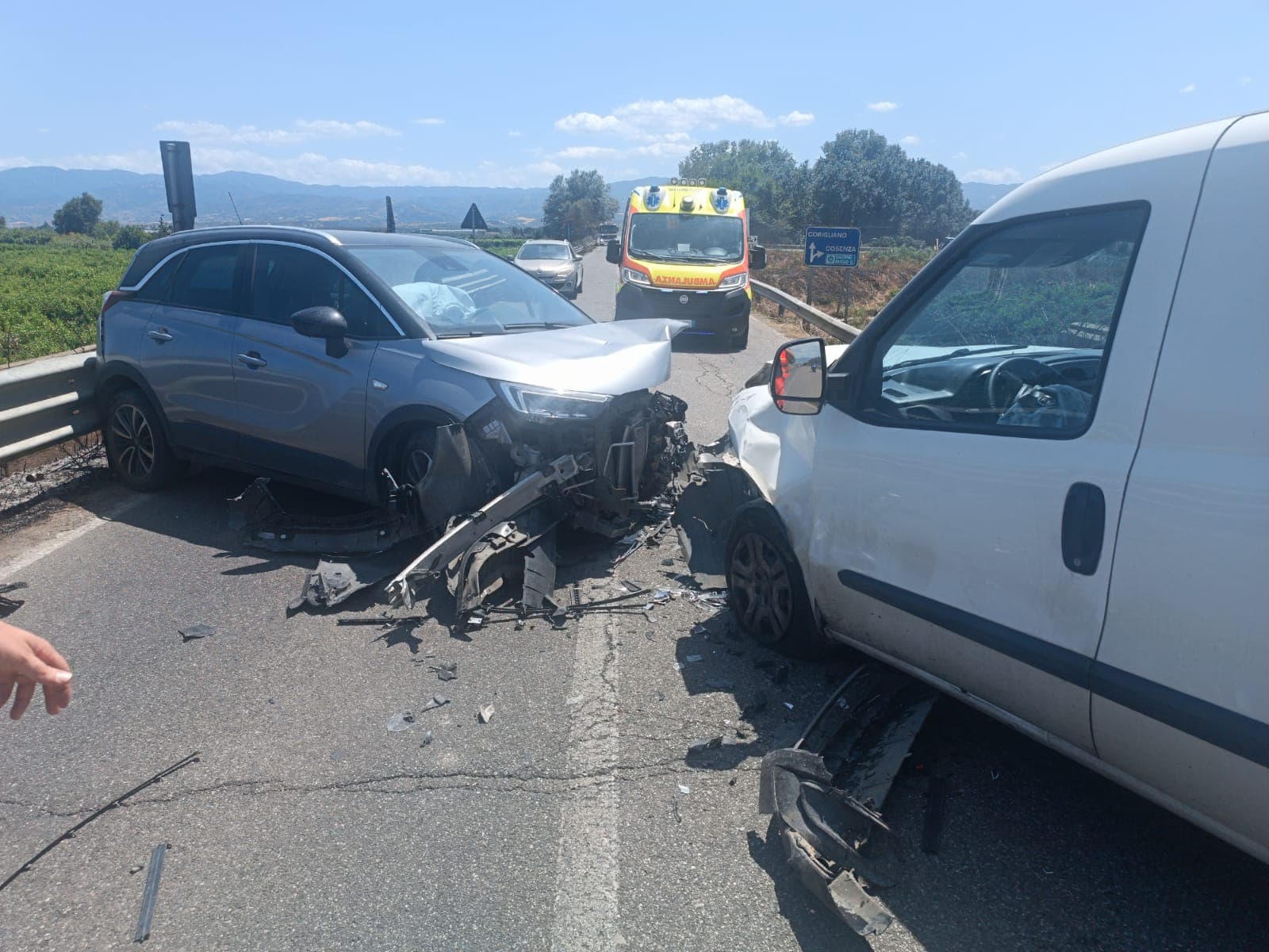 Frontale ad Apollinara: vittime trasportate in codice rosso al pronto soccorso di Rossano